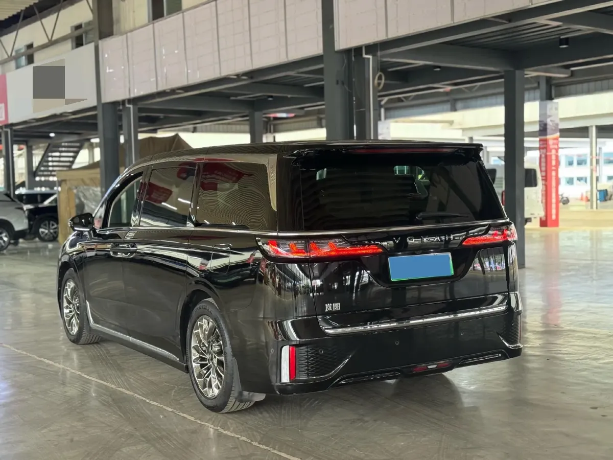 2022 Voyah Dream 1.5T 136HP L4 PHEV 25.57KWH,autocango,china used car exporter,china ev exporter,chinese used car exporter,chinese used ev exporter