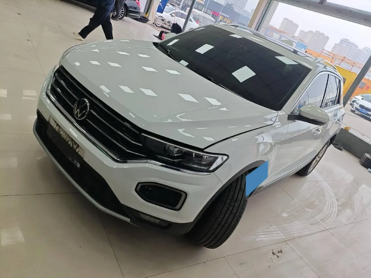 2022 Volkswagen T-Roc 1.4T 150HP L4 7DCT,autocango,china used car exporter,china ev exporter,chinese used car exporter,chinese used ev exporter