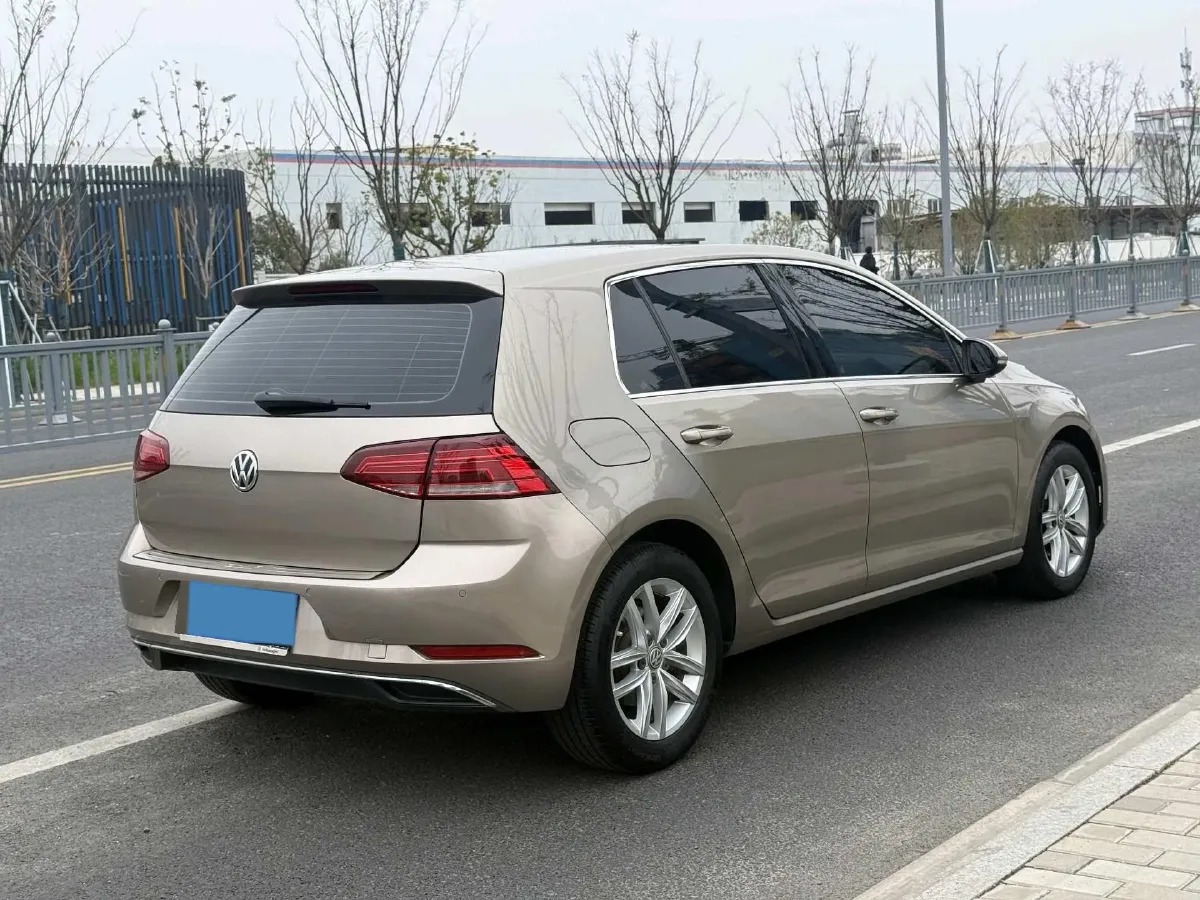 2018 Volkswagen Golf 1.4T 131HP L4 7DCT,autocango,china used car exporter,china ev exporter,chinese used car exporter,chinese used ev exporter