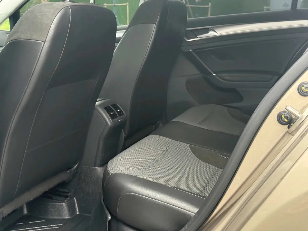 2018 Volkswagen Golf 1.4T 131HP L4 7DCT,autocango,china used car exporter,china ev exporter,chinese used car exporter,chinese used ev exporter