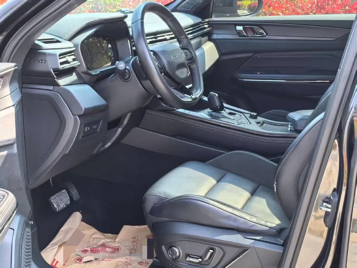 2021 LYNK&CO 01 2.0T 254HP L4 8AT,autocango,china used car exporter,china ev exporter,chinese used car exporter,chinese used ev exporter