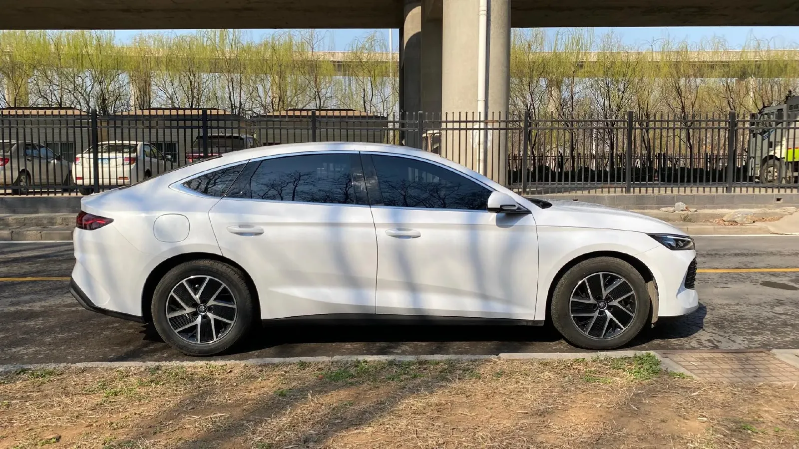 2024 BYD QinL 1.5L 101HP L4 E-CVT PHEV 10.08KWH,autocango,china used car exporter,china ev exporter,chinese used car exporter,chinese used ev exporter