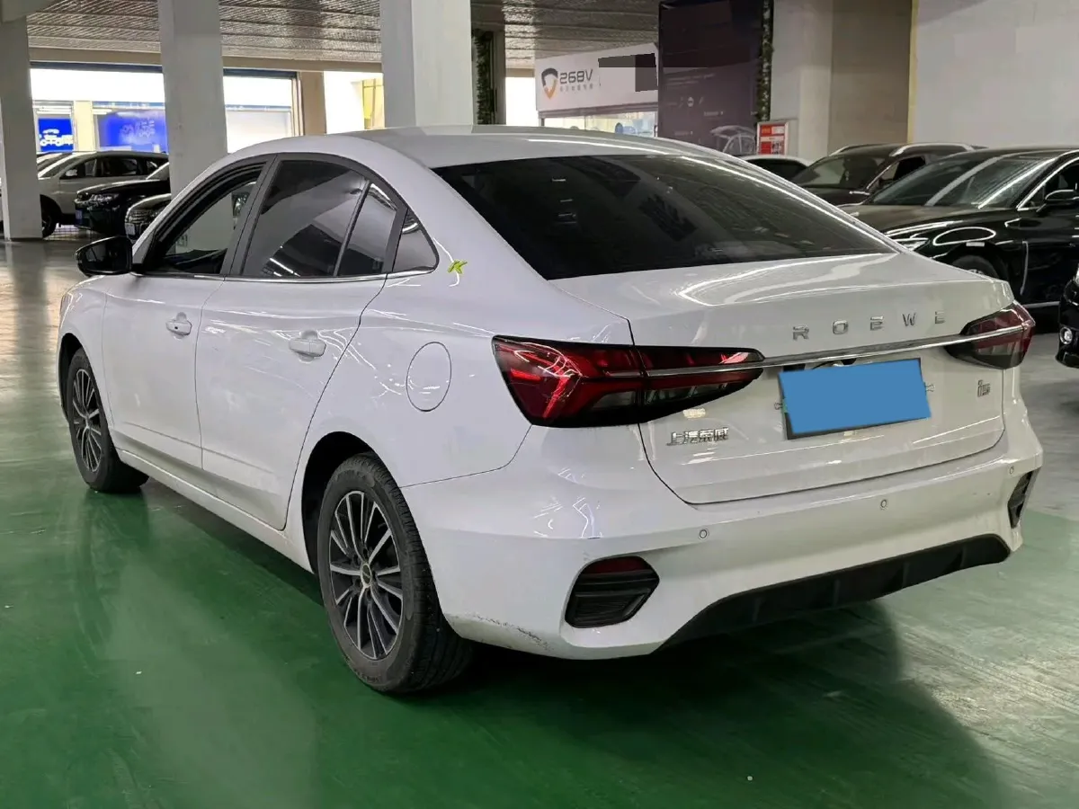 2021 Roewe i5 1.5L 120HP L4 CVT,autocango,china used car exporter,china ev exporter,chinese used car exporter,chinese used ev exporter