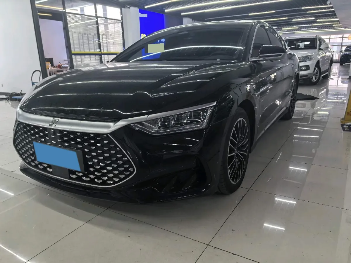 2022 Volkswagen Tiguan L 2.0T 186HP L4 7DCT,autocango,china used car exporter,china ev exporter,chinese used car exporter,chinese used ev exporter