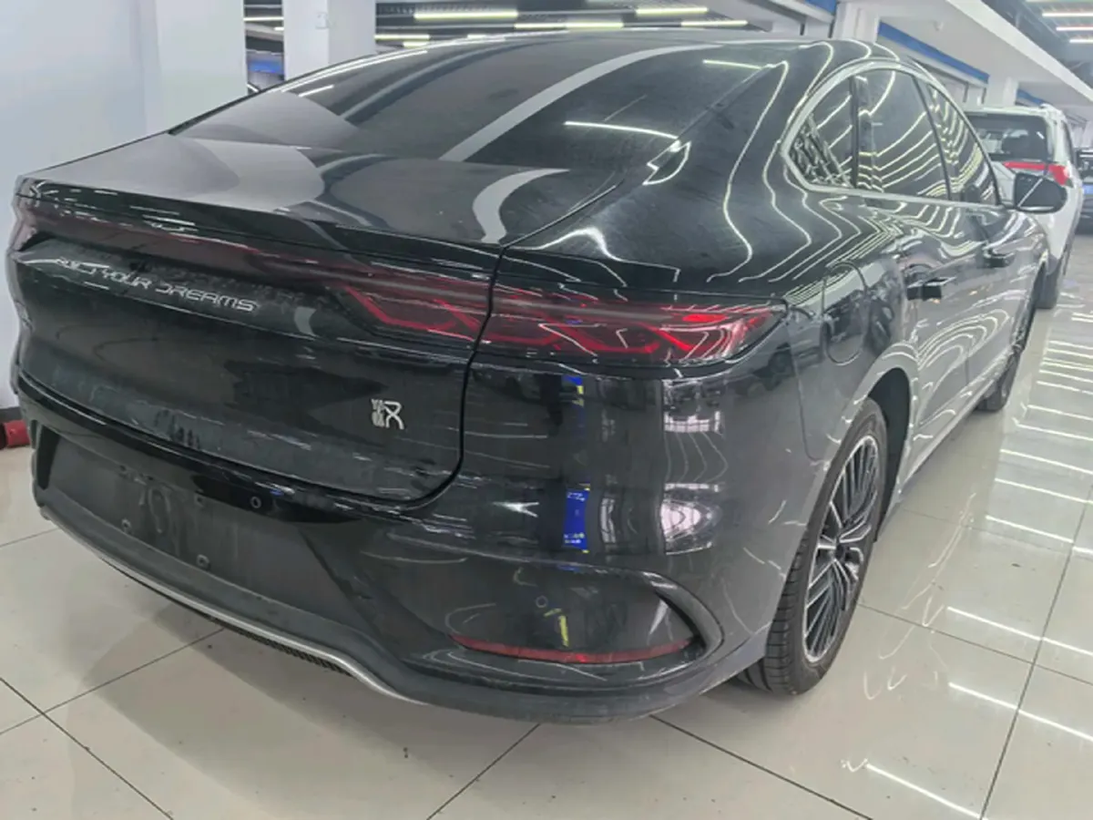 2022 Volkswagen Tiguan L 2.0T 186HP L4 7DCT,autocango,china used car exporter,china ev exporter,chinese used car exporter,chinese used ev exporter