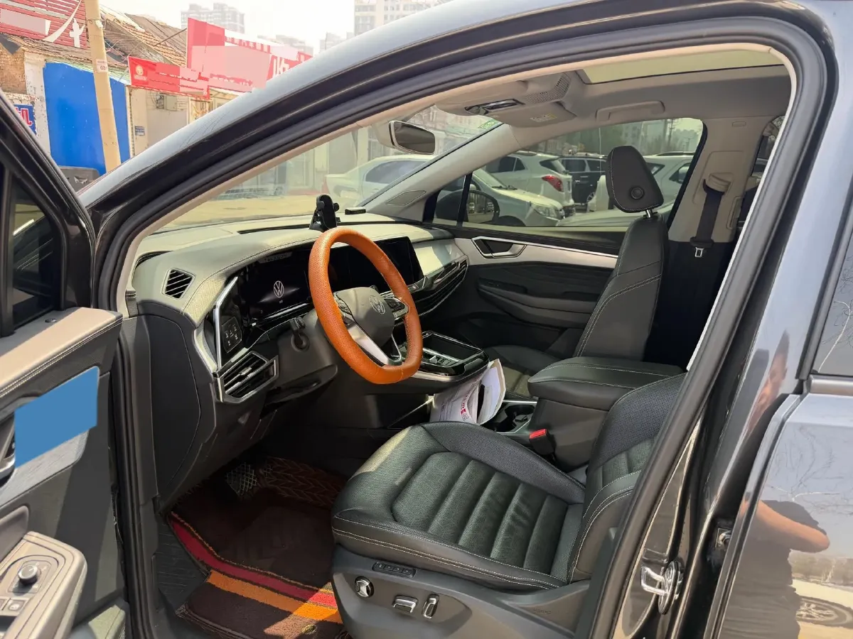 2021 Volkswagen Talagon 2.0T 186HP L4 7DCT,autocango,china used car exporter,china ev exporter,chinese used car exporter,chinese used ev exporter