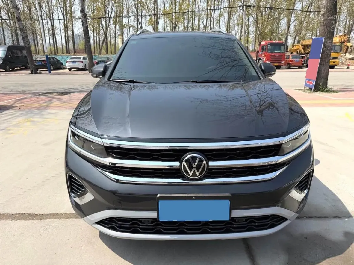 2021 Volkswagen Talagon 2.0T 186HP L4 7DCT,autocango,china used car exporter,china ev exporter,chinese used car exporter,chinese used ev exporter