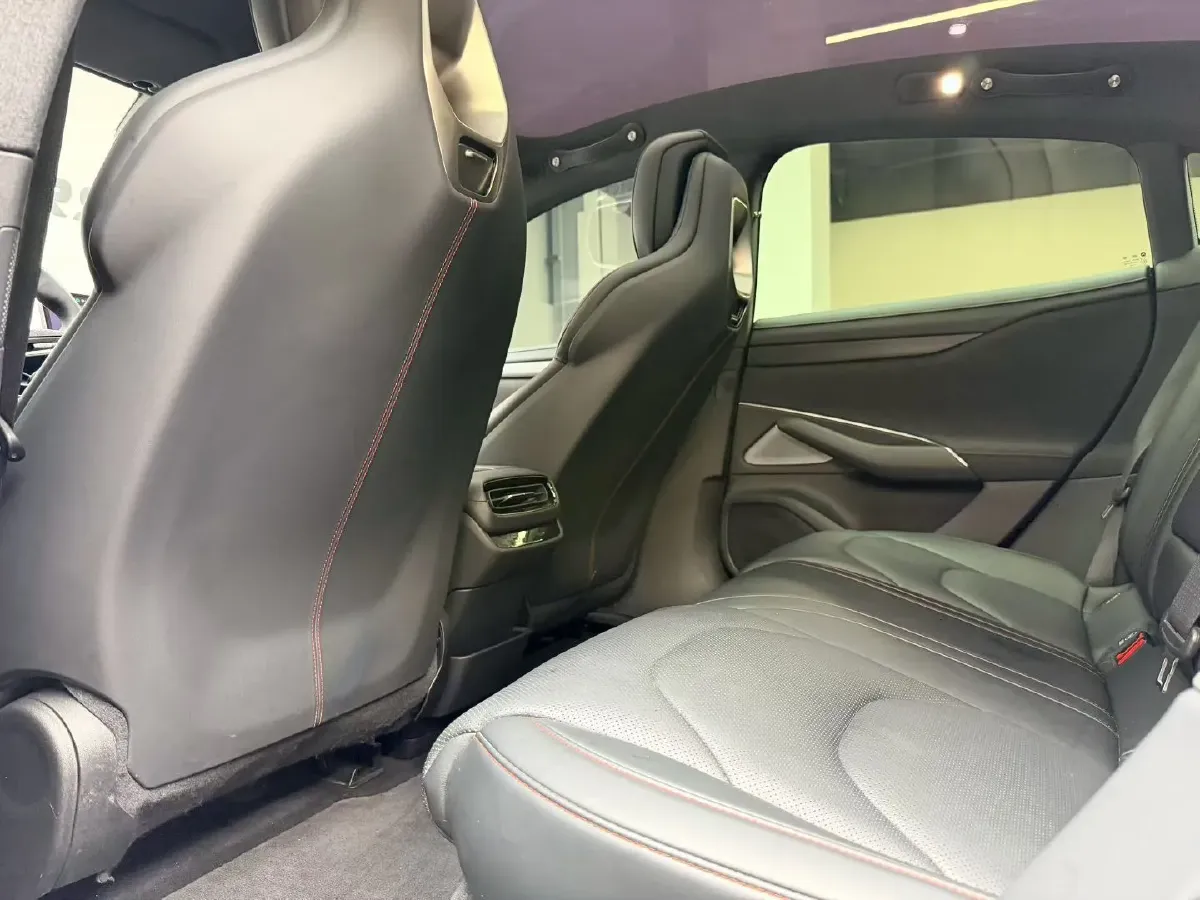 2024 MI SU7 BEV 73.6KWH,autocango,china used car exporter,china ev exporter,chinese used car exporter,chinese used ev exporter