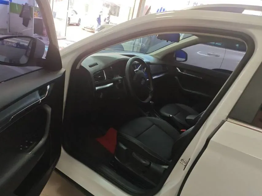 2023 Skoda Kamiq 1.5L 112HP L4 6AT,autocango,china used car exporter,china ev exporter,chinese used car exporter,chinese used ev exporter