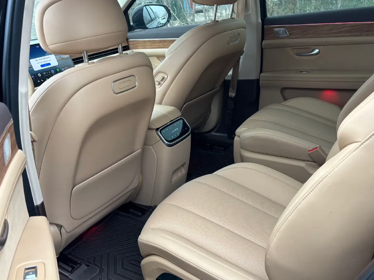 2024 AITO AITO M7 1.5T 152HP L4 REEV 38.5KWH,autocango,china used car exporter,china ev exporter,chinese used car exporter,chinese used ev exporter