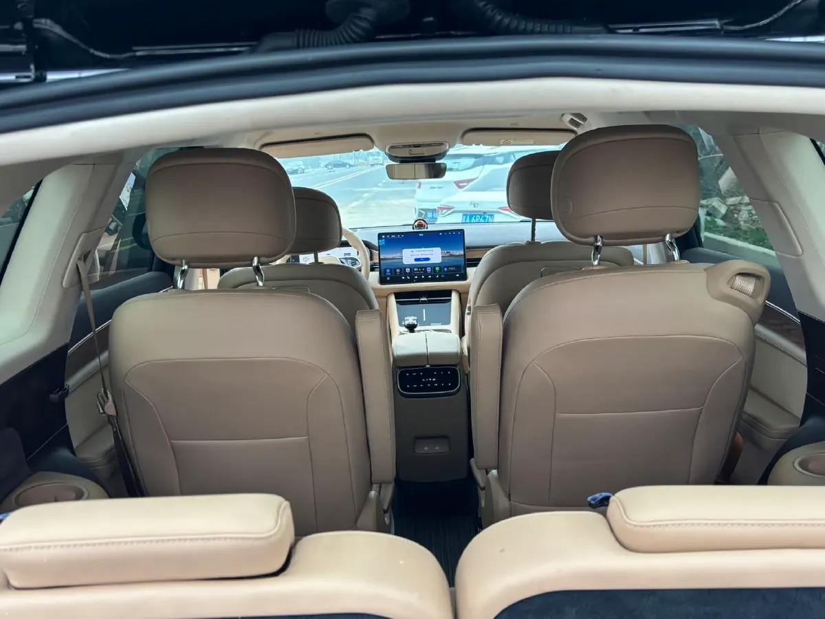 2024 AITO AITO M7 1.5T 152HP L4 REEV 38.5KWH,autocango,china used car exporter,china ev exporter,chinese used car exporter,chinese used ev exporter