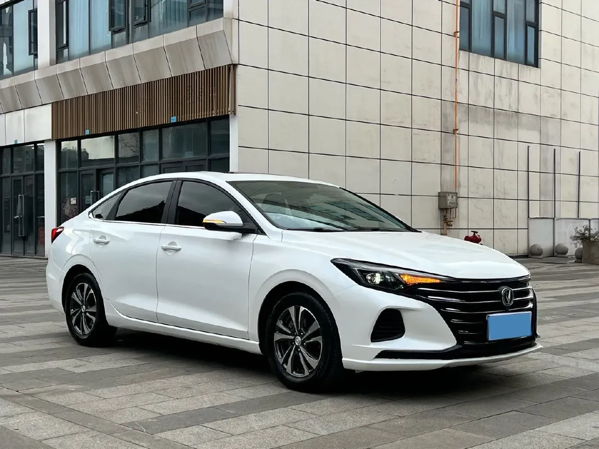 2020 ChangAn Eado 1.6L 128HP L4 6AT,autocango,china used car exporter,china ev exporter,chinese used car exporter,chinese used ev exporter