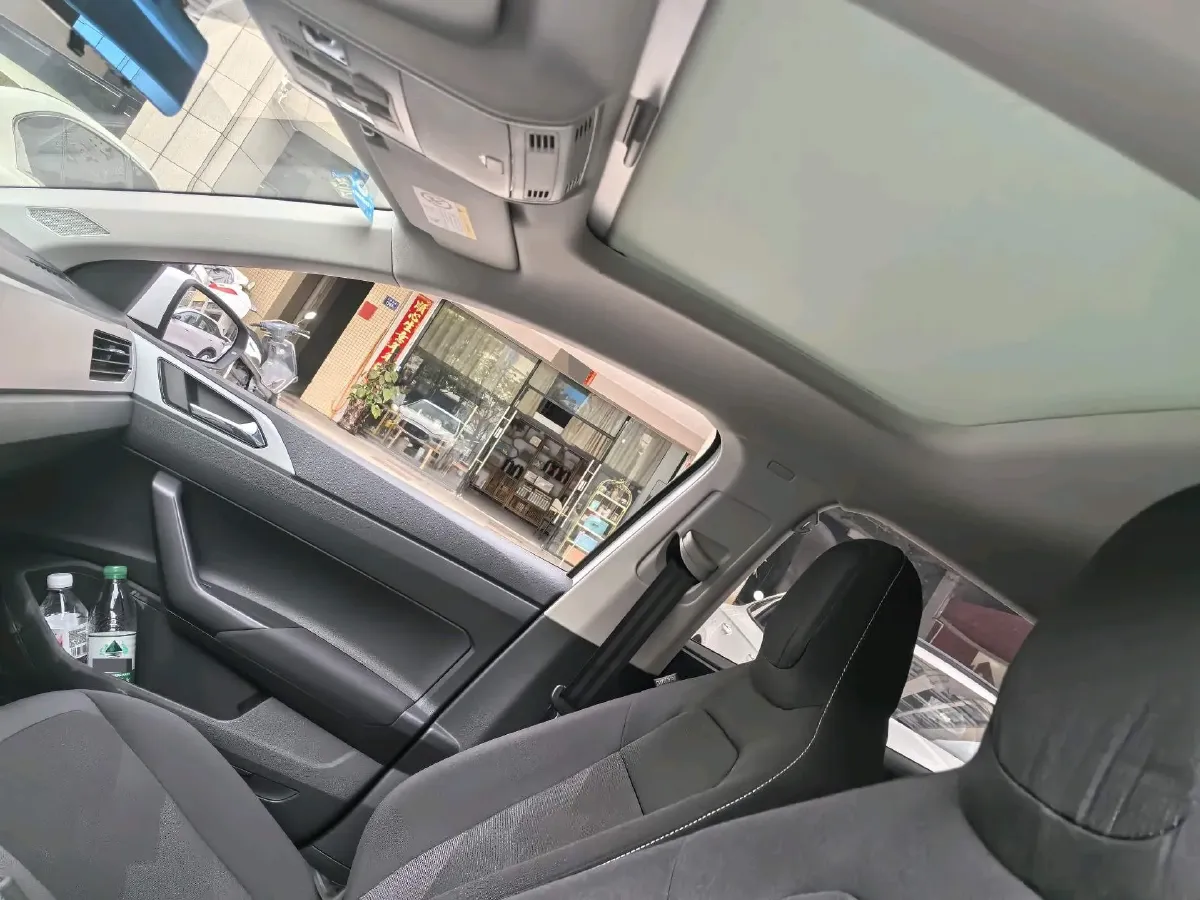 2023 Volkswagen Polo 1.5L 113HP L4 6AT,autocango,china used car exporter,china ev exporter,chinese used car exporter,chinese used ev exporter