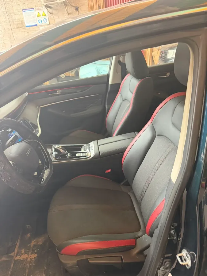 2021 DongFeng Aeolus YiXuan MAX 1.5T 190HP L4 7DCT,autocango,china used car exporter,china ev exporter,chinese used car exporter,chinese used ev exporter