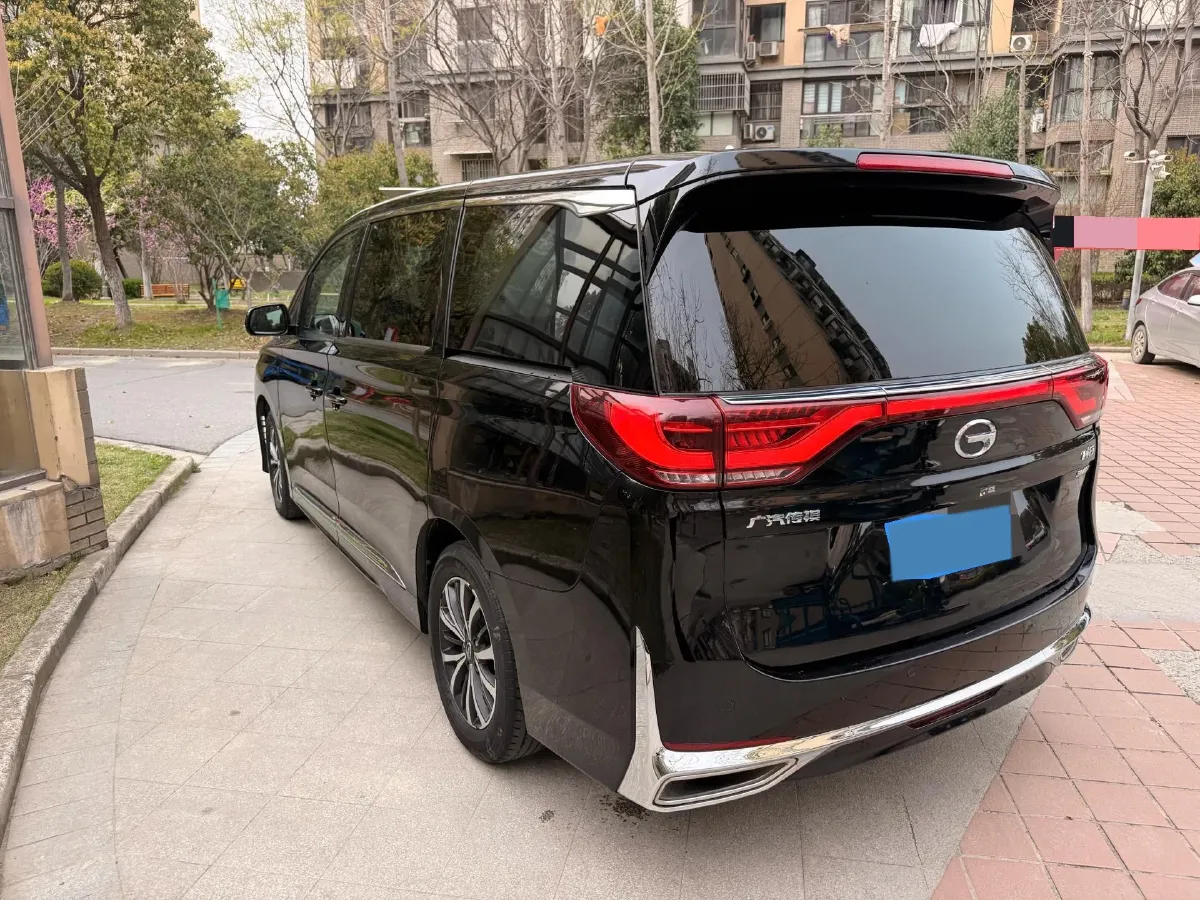 2021 GAC Trumpchi M8 2.0T 252HP L4 8AT,autocango,china used car exporter,china ev exporter,chinese used car exporter,chinese used ev exporter