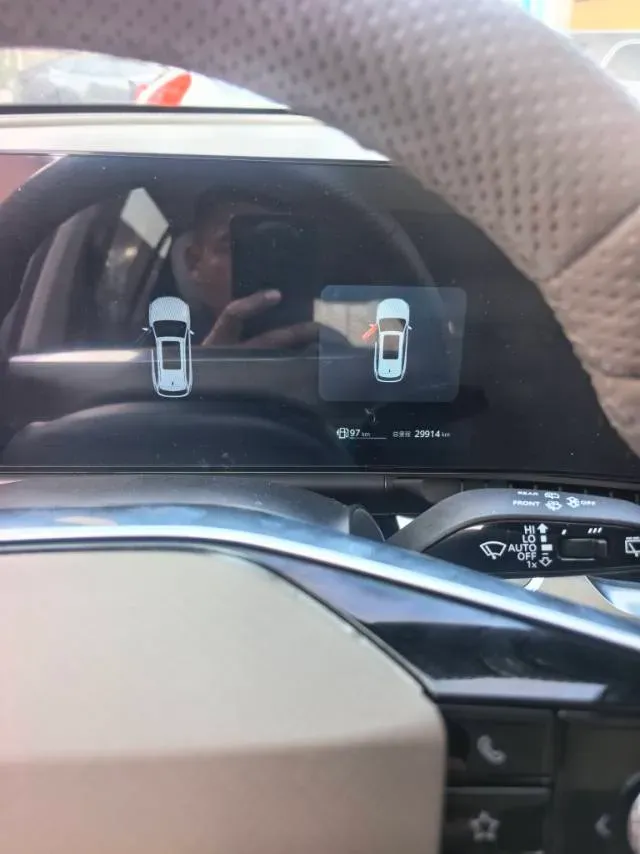 2023 Roewe RX9 2.0T 242HP L4 9AT,autocango,china used car exporter,china ev exporter,chinese used car exporter,chinese used ev exporter