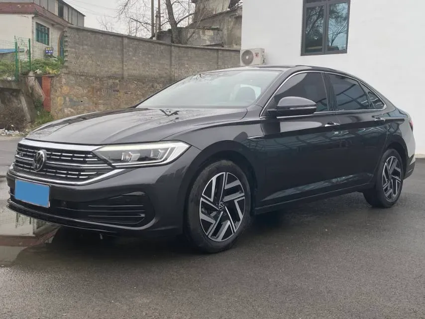 2023 Volkswagen Sagitar 1.5T 160HP L4 7DCT,autocango,china used car exporter,china ev exporter,chinese used car exporter,chinese used ev exporter