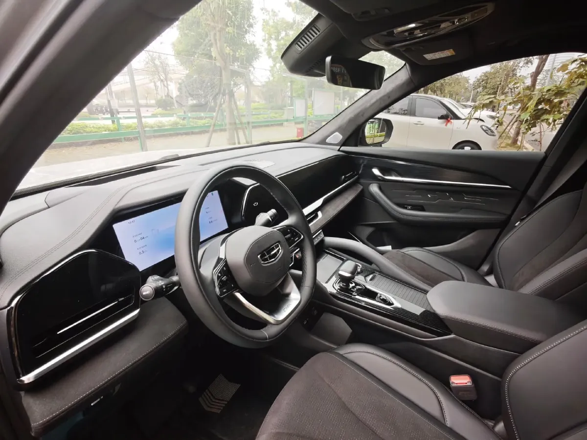 2024 Geely Monjaro 2.0T 238HP L4 8AT,autocango,china used car exporter,china ev exporter,chinese used car exporter,chinese used ev exporter