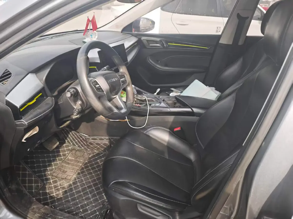 2021 Roewe i5 1.5L 120HP L4 CVT,autocango,china used car exporter,china ev exporter,chinese used car exporter,chinese used ev exporter