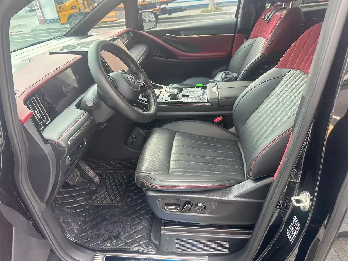 2023 GAC Trumpchi M8 2.0T 252HP L4 8AT,autocango,china used car exporter,china ev exporter,chinese used car exporter,chinese used ev exporter