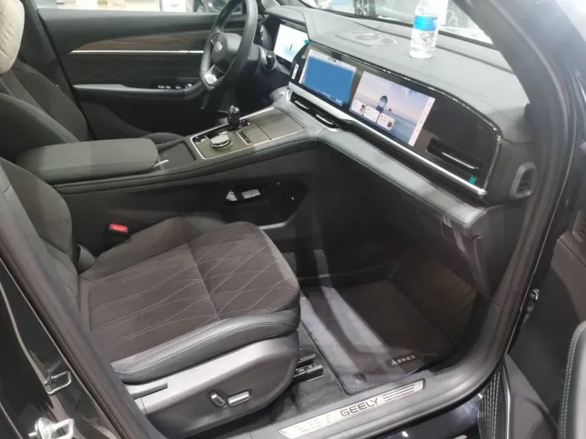 2025 Geely Monjaro 2.0T 238HP L4 8AT,autocango,china used car exporter,china ev exporter,chinese used car exporter,chinese used ev exporter