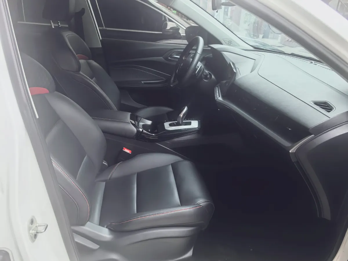 2021 MG 5 1.5T 173HP L4 7DCT,autocango,china used car exporter,china ev exporter,chinese used car exporter,chinese used ev exporter