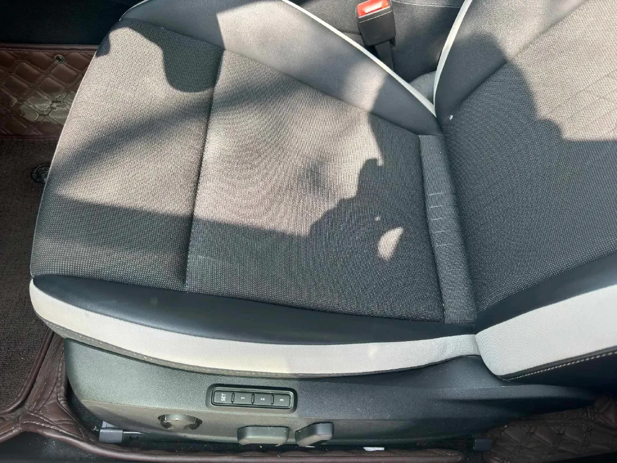 2023 Volkswagen Golf 1.4T 150HP L4 7DCT,autocango,china used car exporter,china ev exporter,chinese used car exporter,chinese used ev exporter