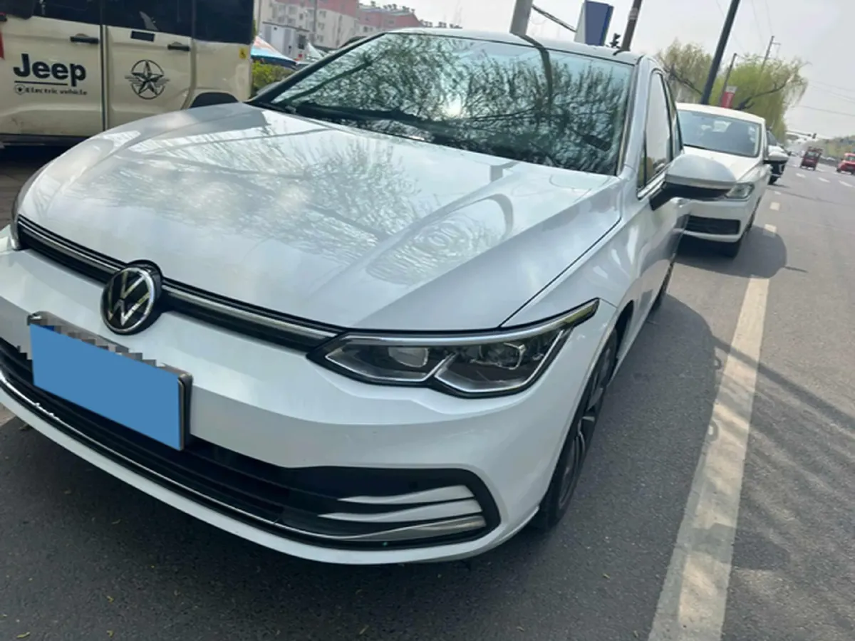 2023 Volkswagen Golf 1.4T 150HP L4 7DCT,autocango,china used car exporter,china ev exporter,chinese used car exporter,chinese used ev exporter