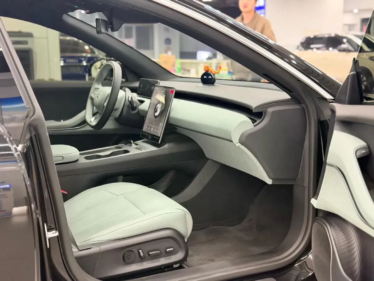 2023 NIO ET5T BEV 75KWH,autocango,china used car exporter,china ev exporter,chinese used car exporter,chinese used ev exporter