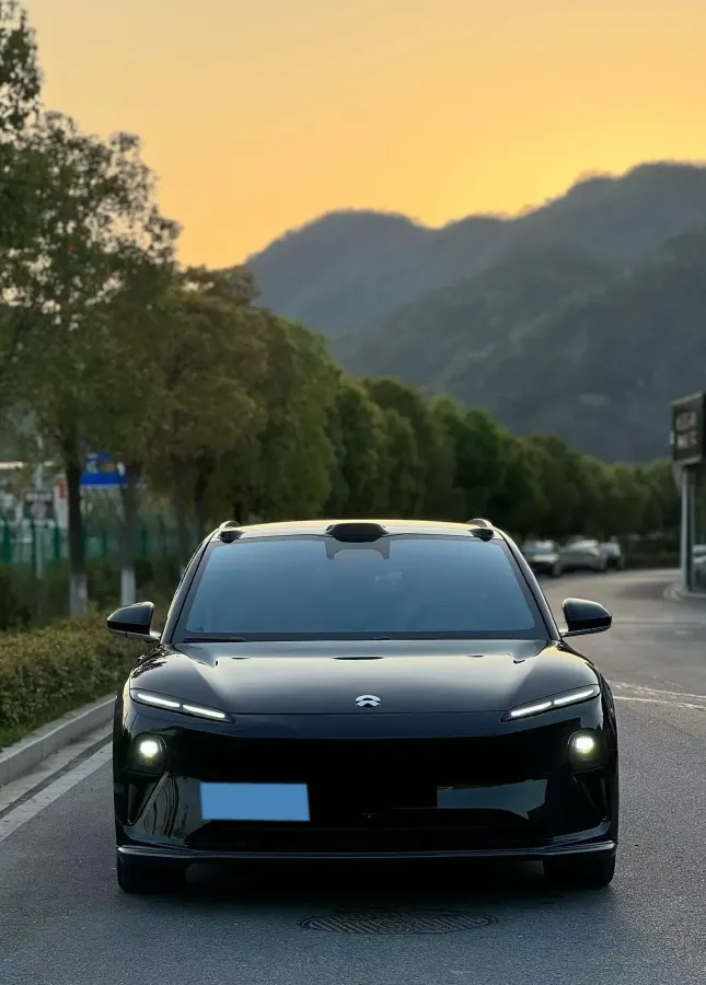 2024 NIO ET5 BEV 75KWH,autocango,china used car exporter,china ev exporter,chinese used car exporter,chinese used ev exporter