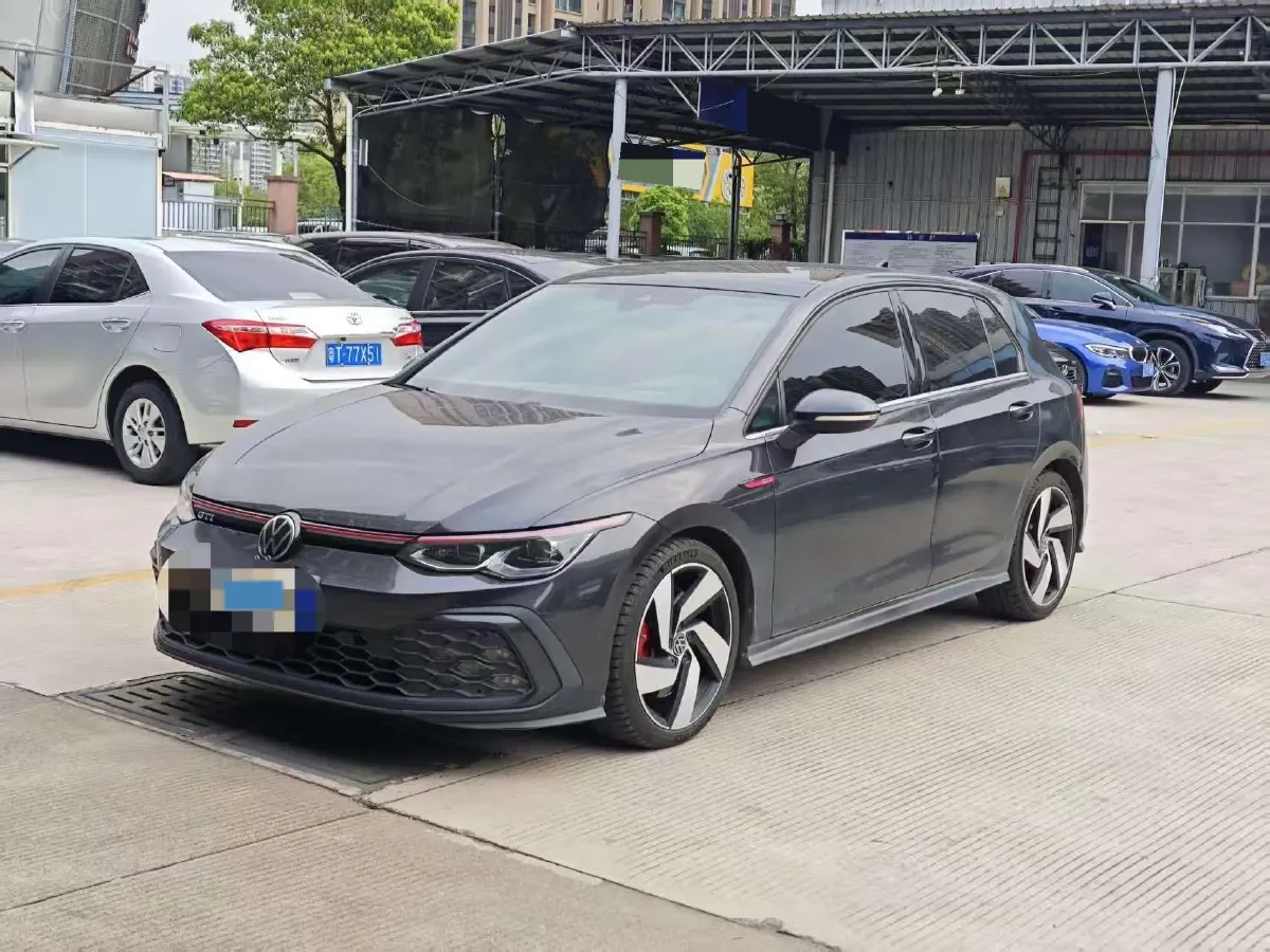 2021 Volkswagen GolfGTI 2.0T 220HP L4 7DCT,autocango,china used car exporter,china ev exporter,chinese used car exporter,chinese used ev exporter
