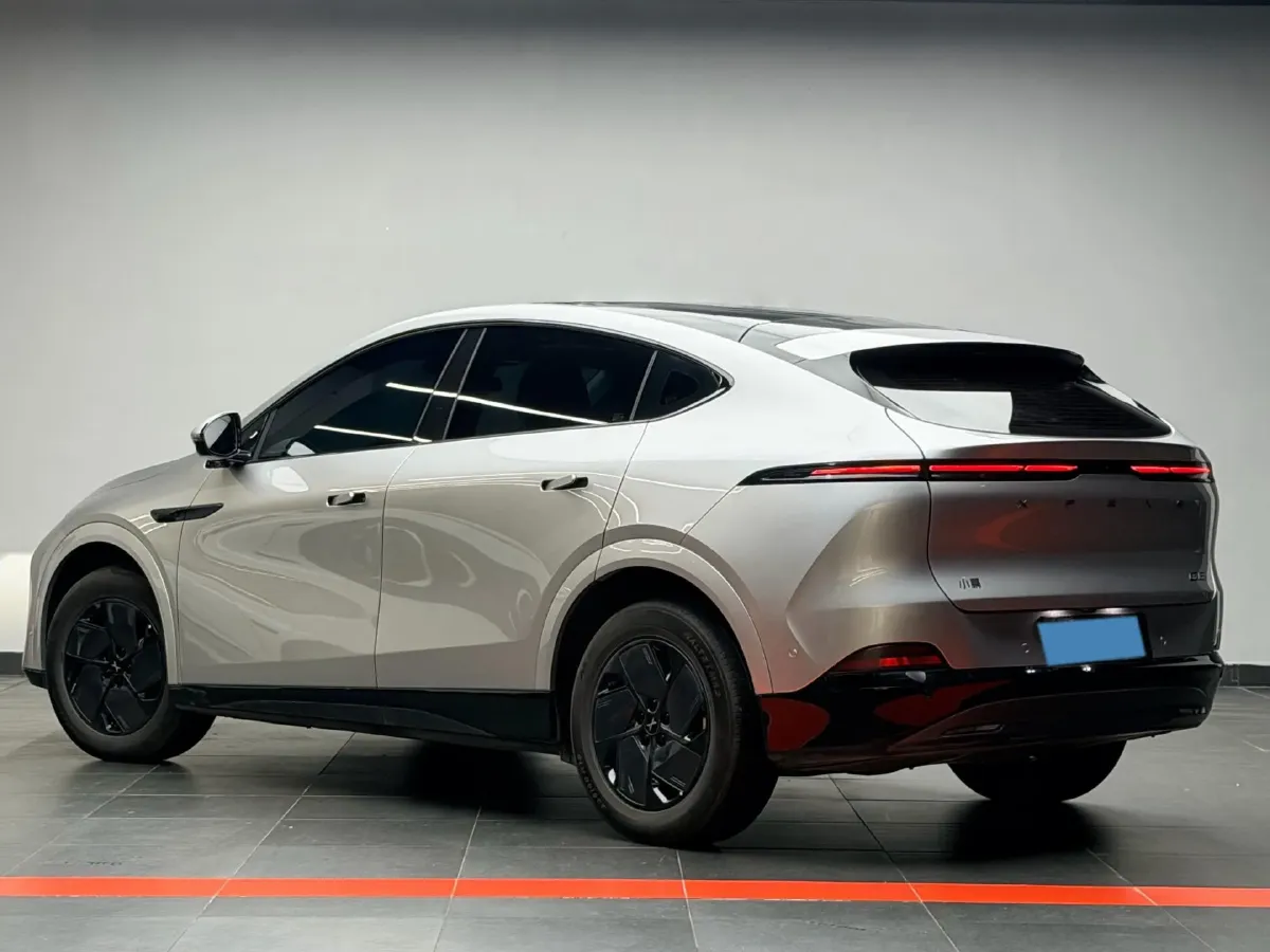 2025 Xpeng G6 BEV 68.5KWH,autocango,china used car exporter,china ev exporter,chinese used car exporter,chinese used ev exporter