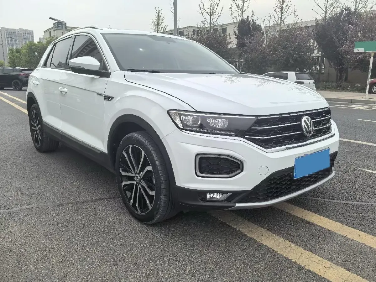 2020 Volkswagen T-Roc 1.4T 150HP L4 7DCT,autocango,china used car exporter,china ev exporter,chinese used car exporter,chinese used ev exporter