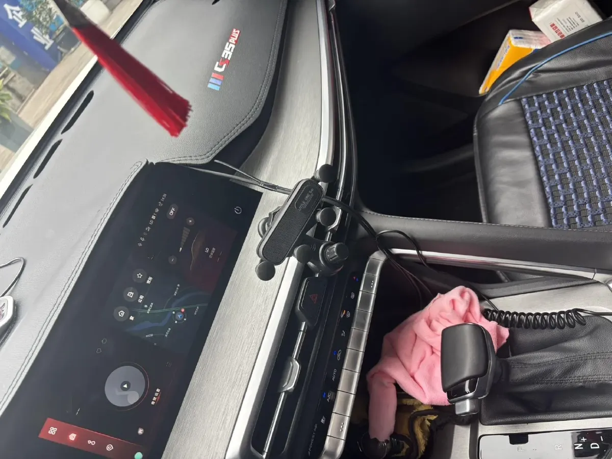 2023 ChangAn CS35 Plus 1.4T 160HP L4 7DCT,autocango,china used car exporter,china ev exporter,chinese used car exporter,chinese used ev exporter