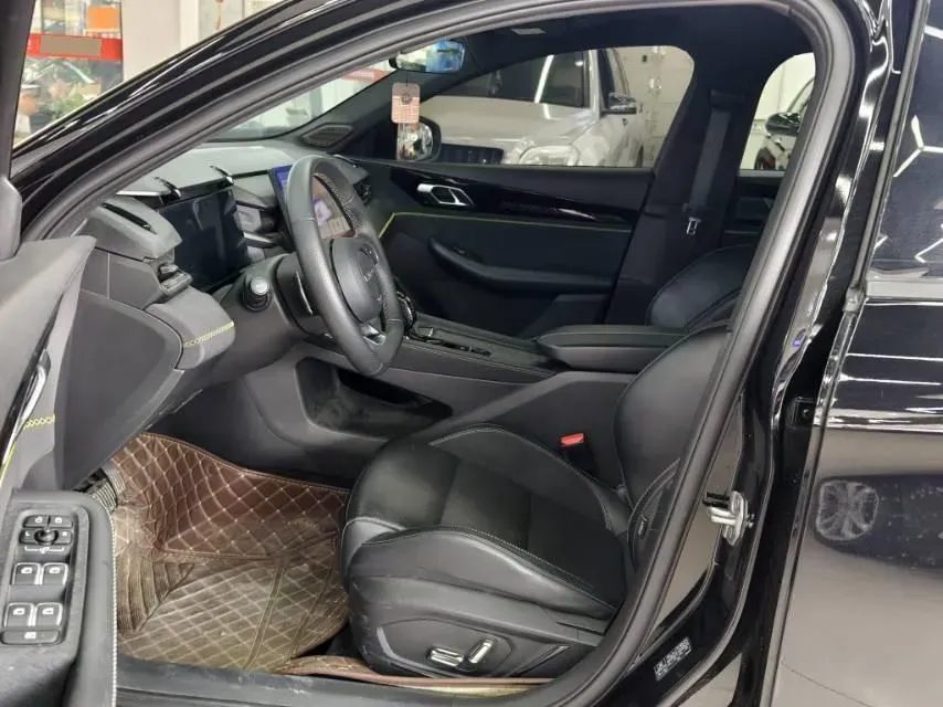 2023 MAXUS G50 1.5T 181HP L4 7DCT,autocango,china used car exporter,china ev exporter,chinese used car exporter,chinese used ev exporter