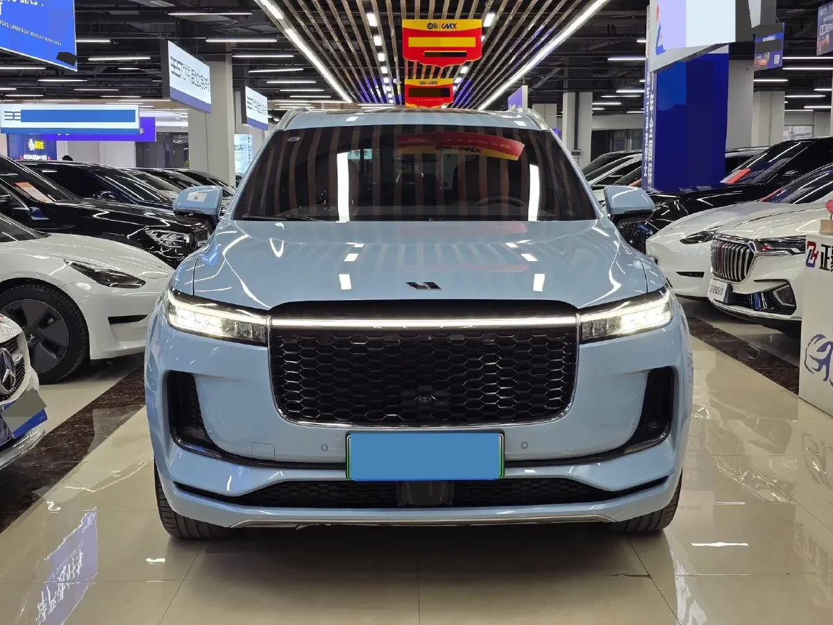 2021 Li ONE Range Extended 131HP REEV 40.5KWH,autocango,china used car exporter,china ev exporter,chinese used car exporter,chinese used ev exporter