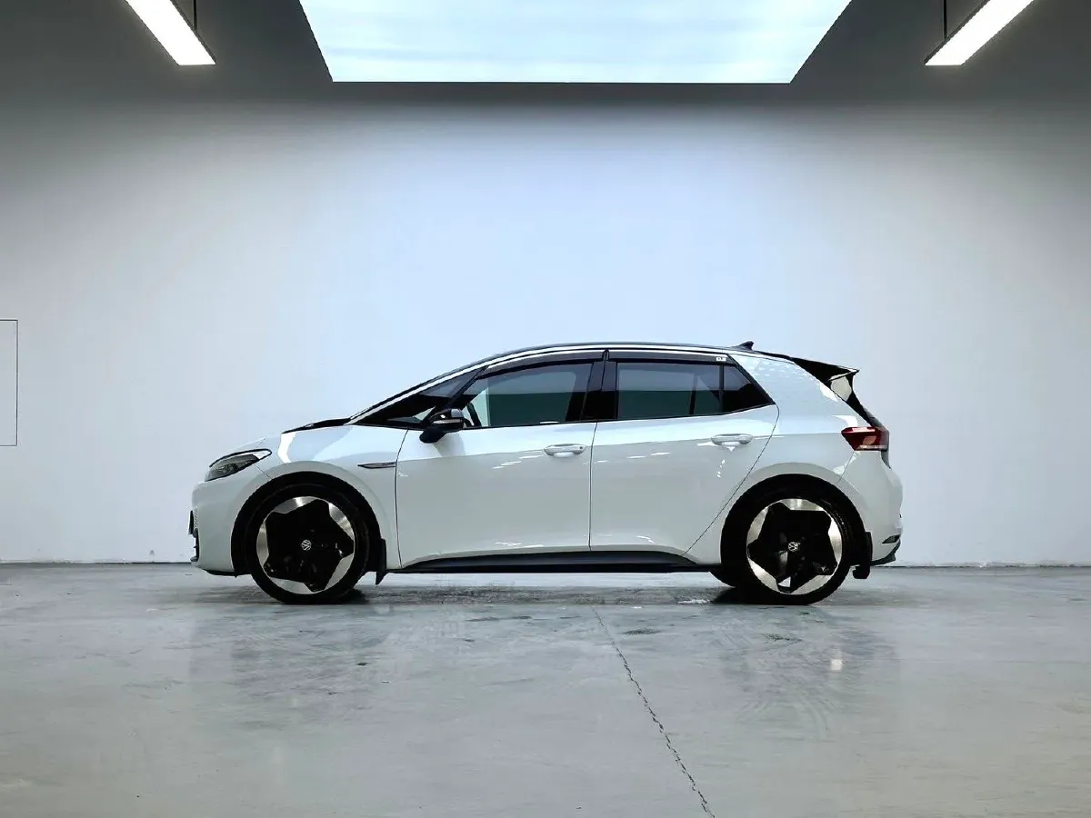 2023 Volkswagen Golf 1.4T 150HP L4 7DCT,autocango,china used car exporter,china ev exporter,chinese used car exporter,chinese used ev exporter