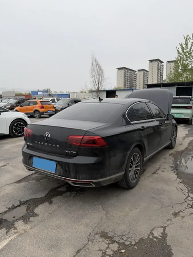 2020 Volkswagen Magotan 2.0T 186HP L4 7DCT,autocango,china used car exporter,china ev exporter,chinese used car exporter,chinese used ev exporter