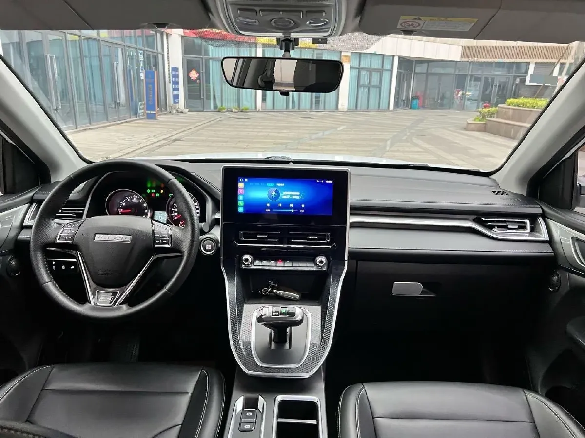 2021 Haval M6 1.5T 150HP L4 7DCT,autocango,china used car exporter,china ev exporter,chinese used car exporter,chinese used ev exporter