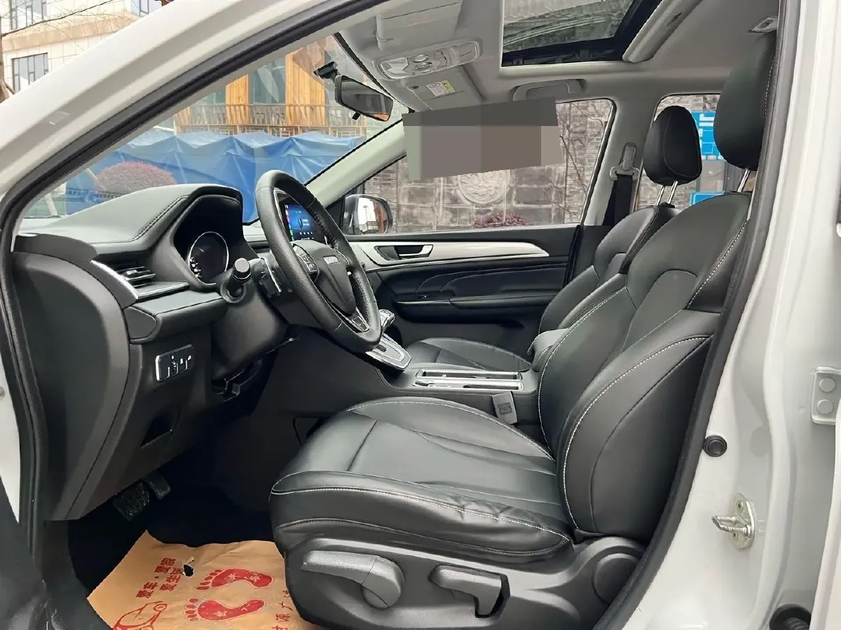 2021 Haval M6 1.5T 150HP L4 7DCT,autocango,china used car exporter,china ev exporter,chinese used car exporter,chinese used ev exporter