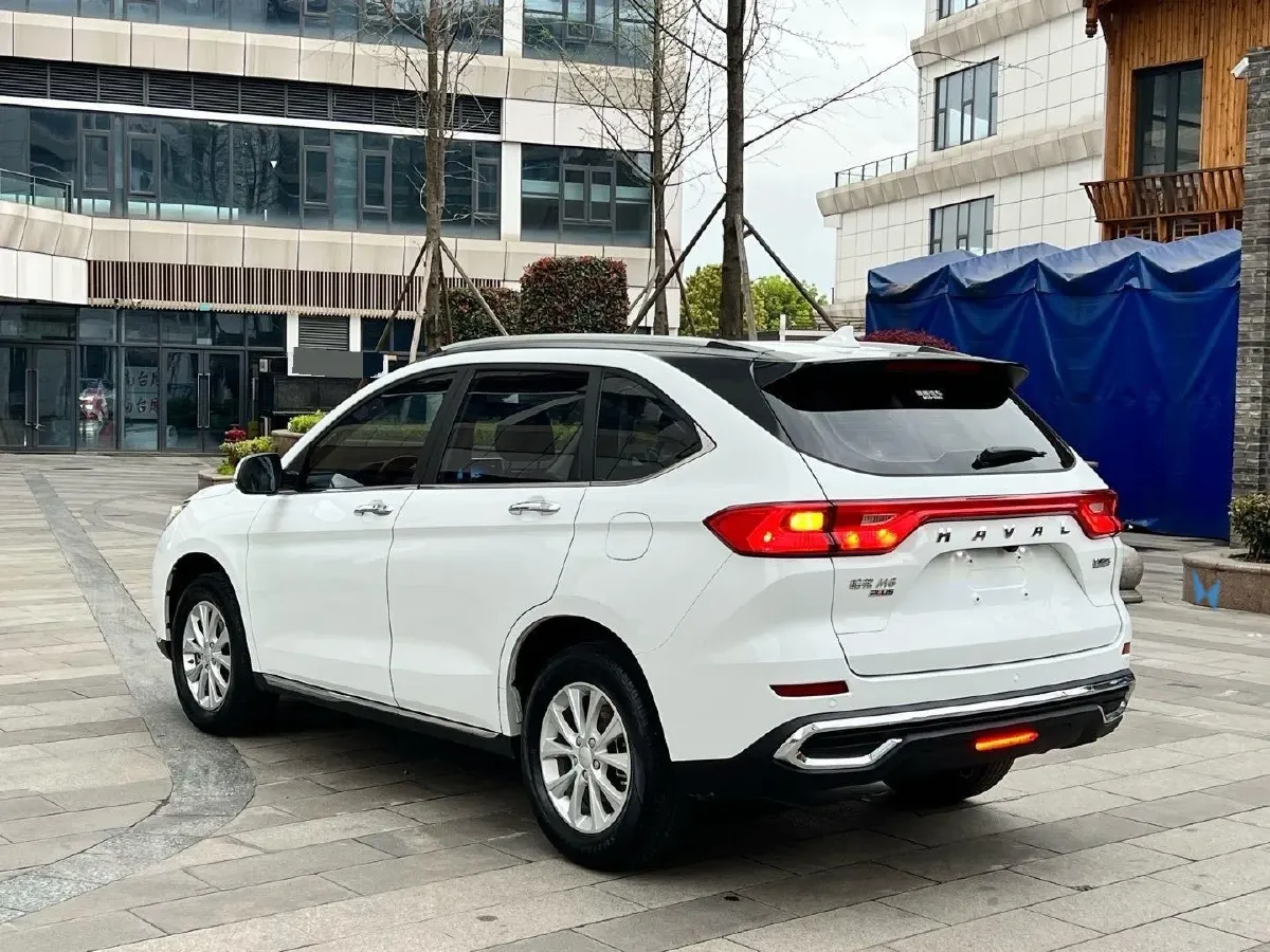2021 Haval M6 1.5T 150HP L4 7DCT,autocango,china used car exporter,china ev exporter,chinese used car exporter,chinese used ev exporter
