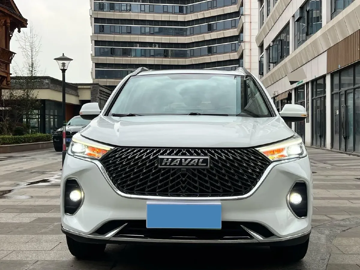 2021 Haval M6 1.5T 150HP L4 7DCT,autocango,china used car exporter,china ev exporter,chinese used car exporter,chinese used ev exporter
