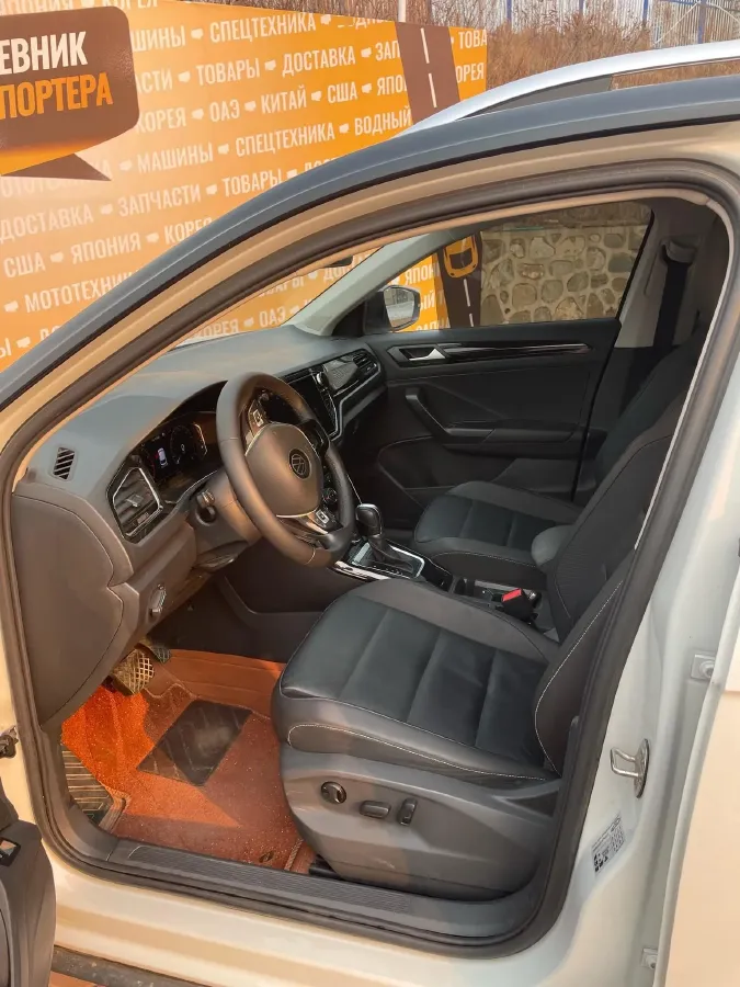 2022 Volkswagen T-Roc 1.4T 150HP L4 7DCT,autocango,china used car exporter,china ev exporter,chinese used car exporter,chinese used ev exporter