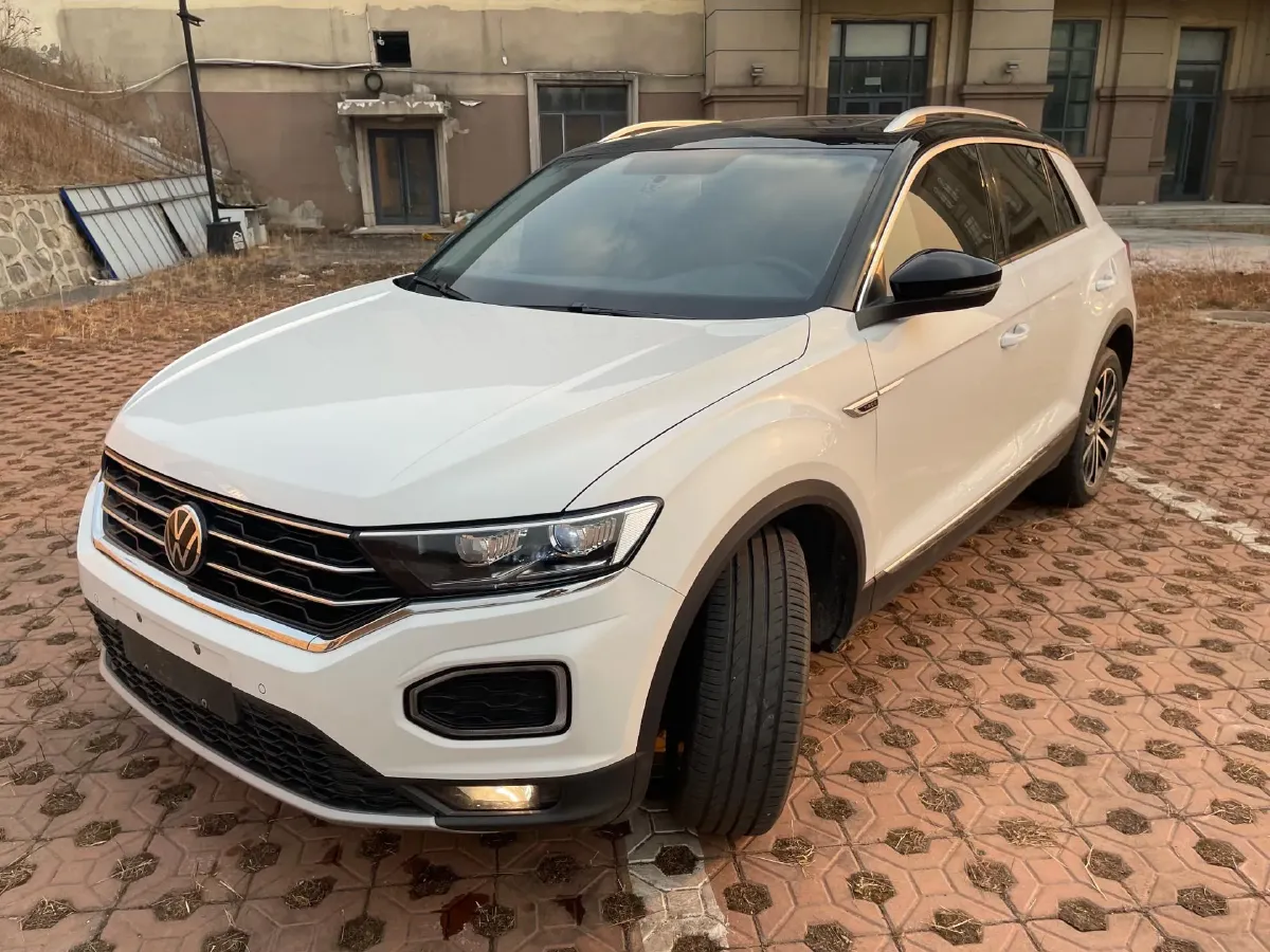 2022 Volkswagen T-Roc 1.4T 150HP L4 7DCT,autocango,china used car exporter,china ev exporter,chinese used car exporter,chinese used ev exporter