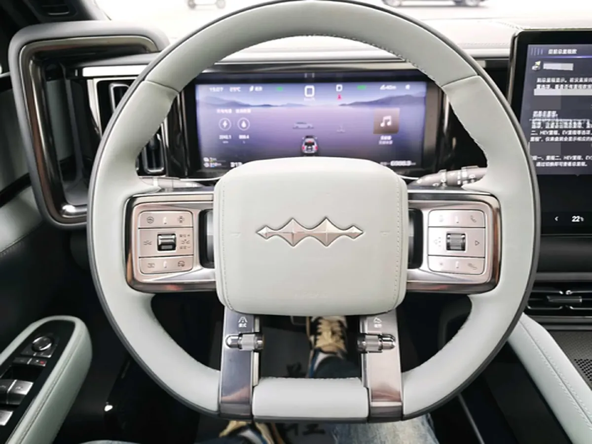 2023 FangChengBao Bao 5 1.5T 194HP L4 E-CVT PHEV 31.8KWH,autocango,china used car exporter,china ev exporter,chinese used car exporter,chinese used ev exporter