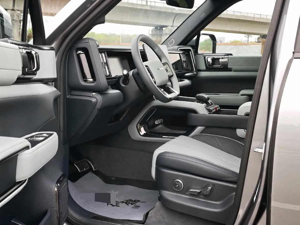 2023 FangChengBao Bao 5 1.5T 194HP L4 E-CVT PHEV 31.8KWH,autocango,china used car exporter,china ev exporter,chinese used car exporter,chinese used ev exporter