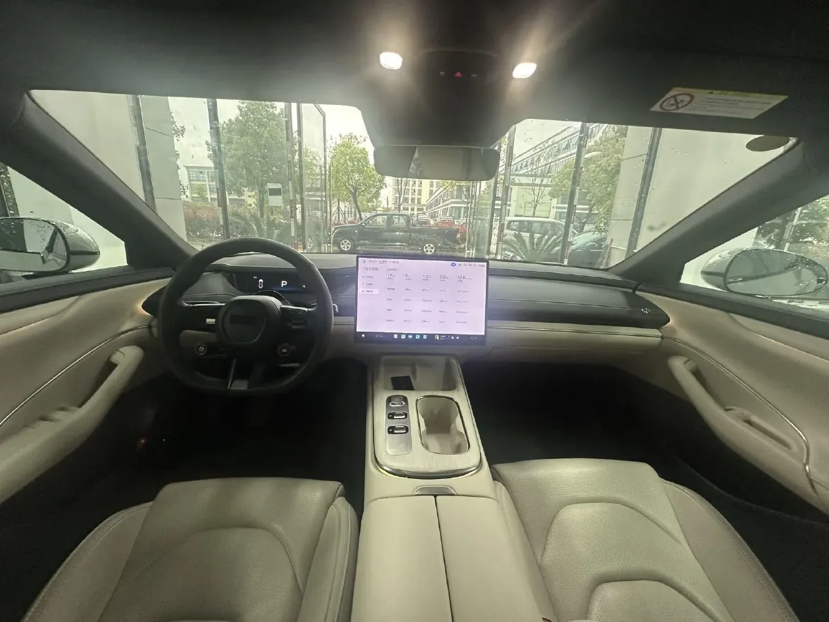 2024 MI SU7 BEV 73.6KWH,autocango,china used car exporter,china ev exporter,chinese used car exporter,chinese used ev exporter