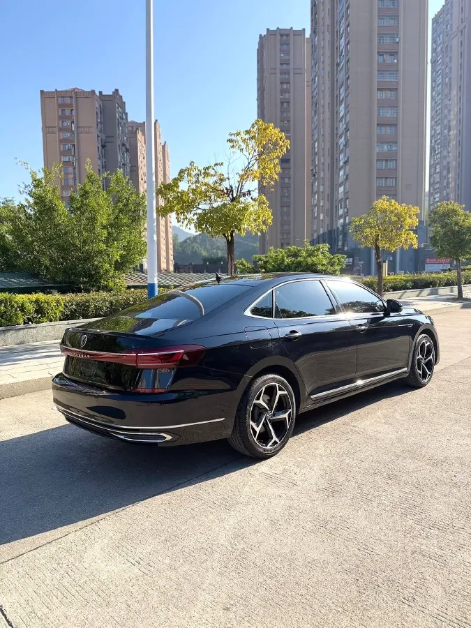 2023 Volkswagen Passat 2.0T 186HP L4 7DCT,autocango,china used car exporter,china ev exporter,chinese used car exporter,chinese used ev exporter