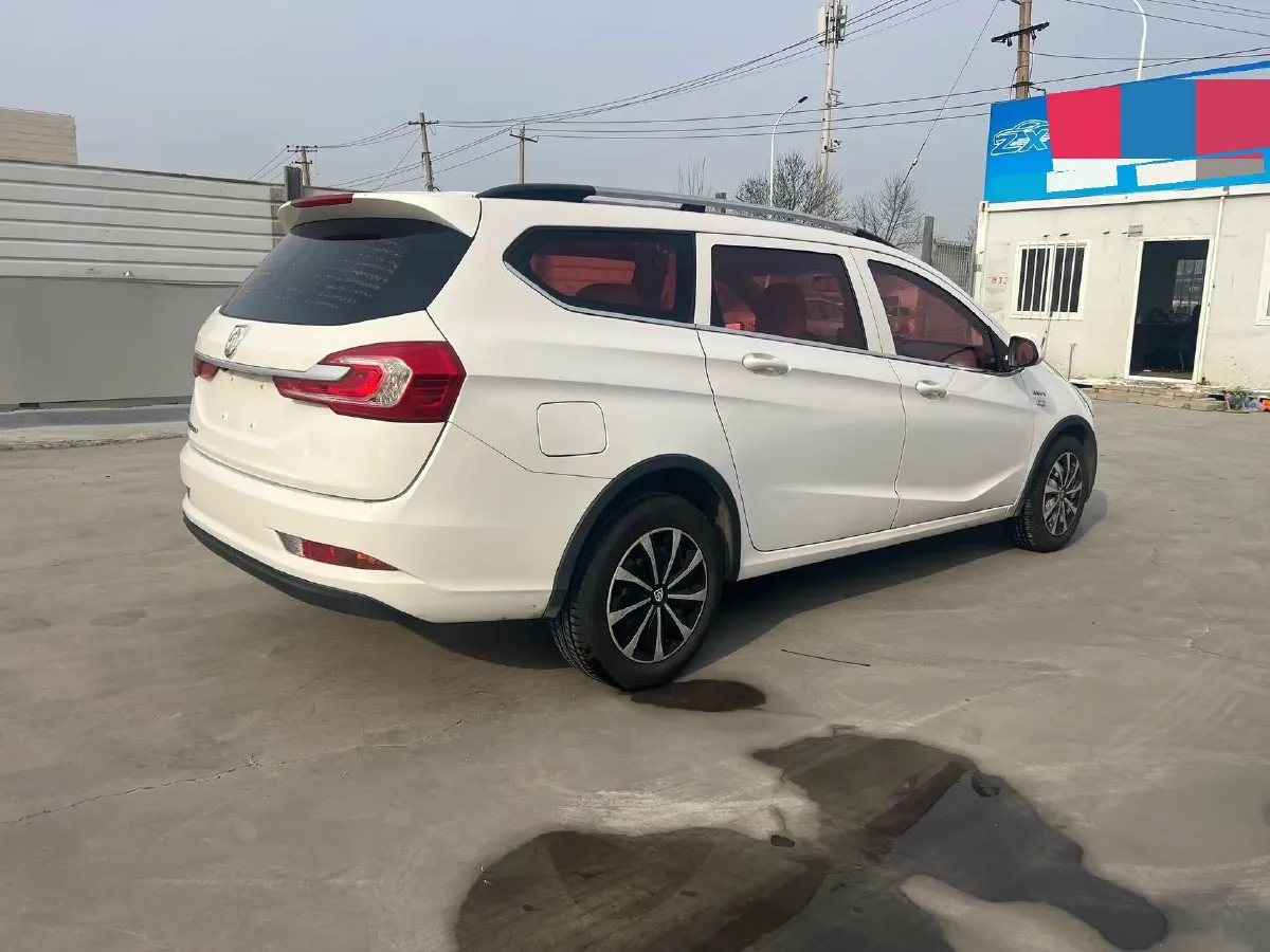 2017 BaoJun 310W 1.5L 112HP L4 6MT,autocango,china used car exporter,china ev exporter,chinese used car exporter,chinese used ev exporter