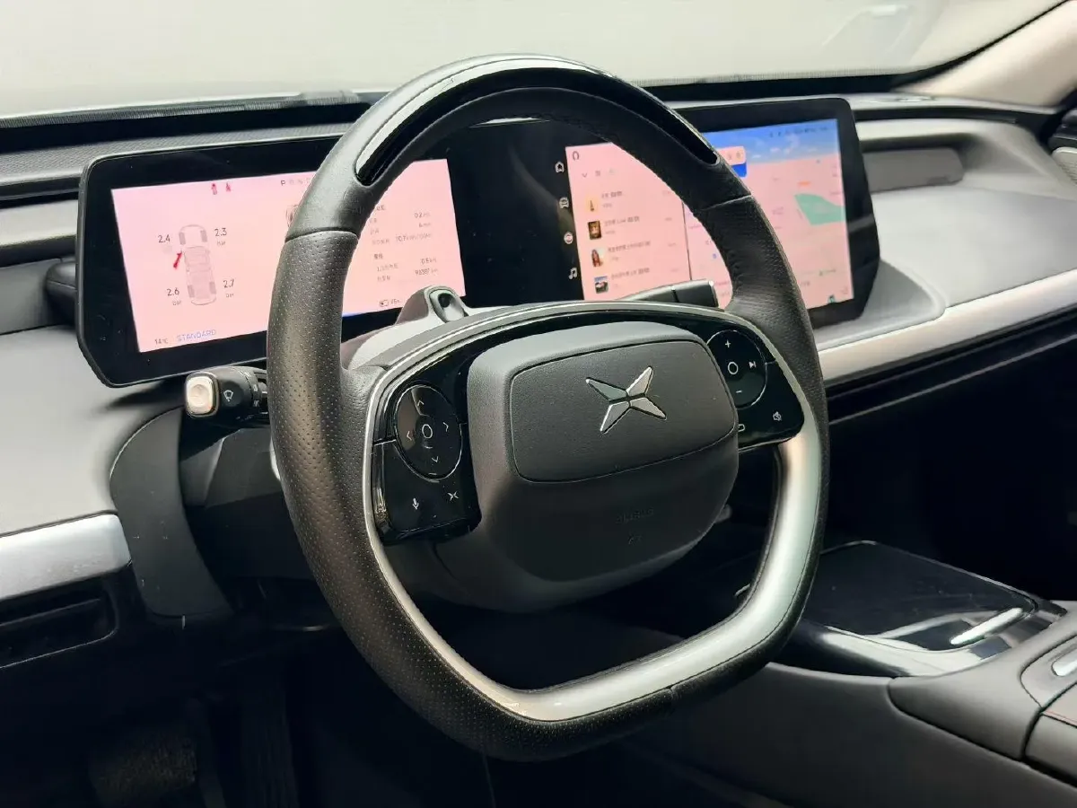 2020 Xpeng P7 BEV 70.8KWH,autocango,china used car exporter,china ev exporter,chinese used car exporter,chinese used ev exporter